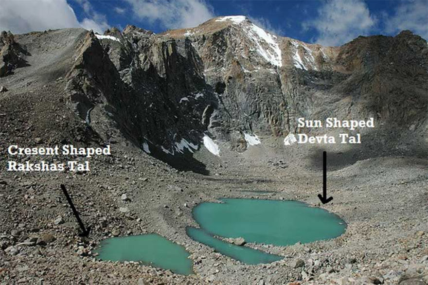 This image has an empty alt attribute; its file name is 2lakes.jpg